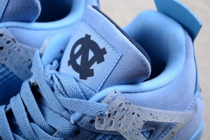 Air Jordan 4 Retro 'UNC' PE - Image 6