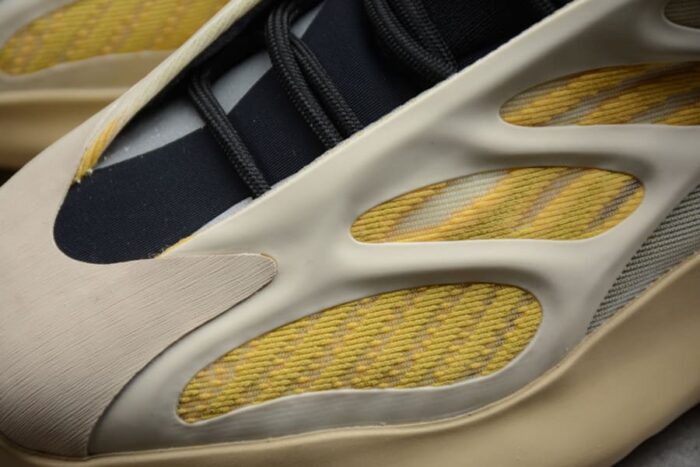 Adidas Yeezy 700 V3 Safflower - Image 6