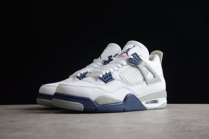 Air Jordan 4 Midnight Navy - Image 2