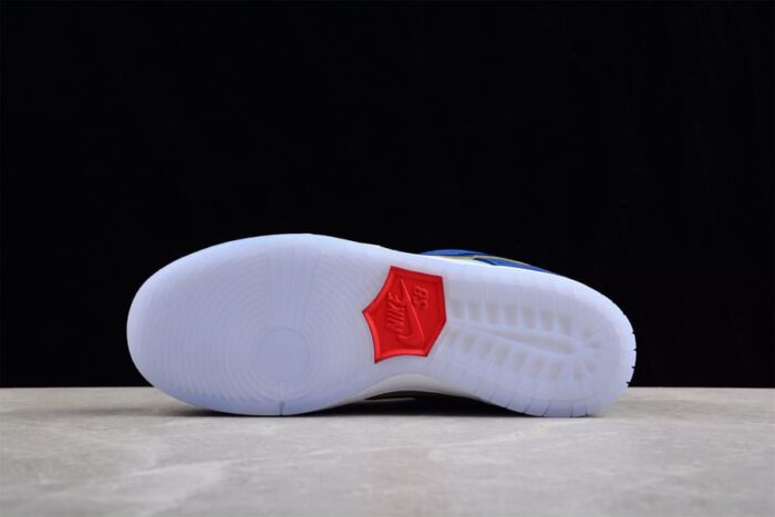 Nike SB Dunk Low The Predatory Bird - Image 12