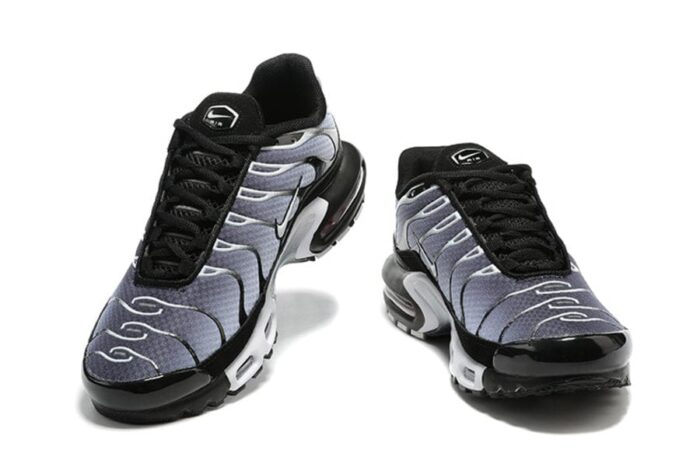 Air Max TN Plus "Black Metallic" - Image 4