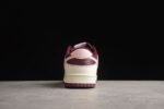 Nike Dunk Low Premium Valentine's Day - Image 5