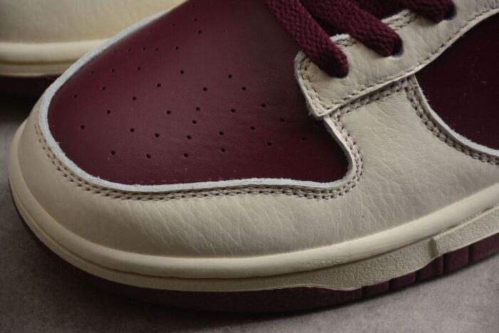 Nike Dunk Low Premium Valentine's Day - Image 13