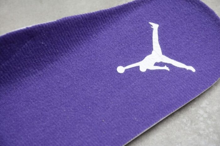 Air Jordan 4 Retro "Purple Metallic" - Image 11
