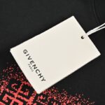 T-Shirt Givenchy GV009 - Image 7