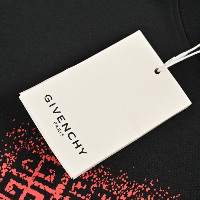 T-Shirt Givenchy GV009 - Image 7