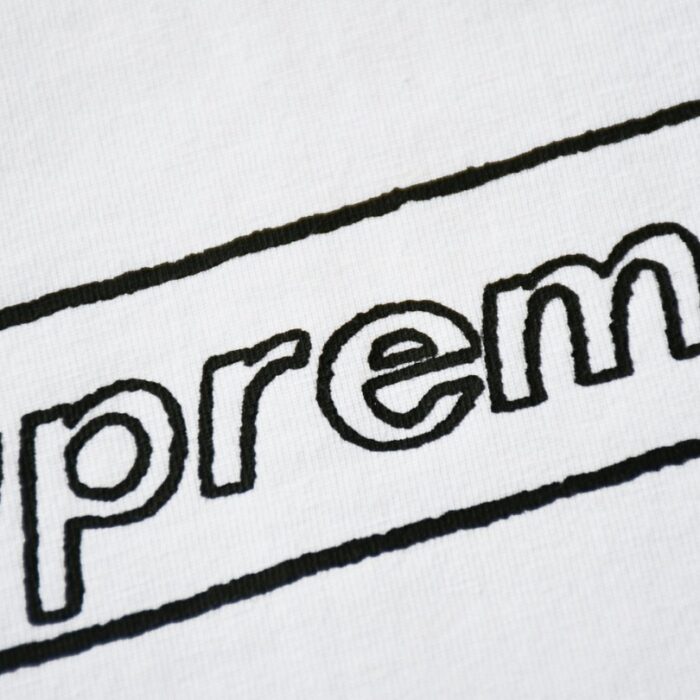T-shirt Supreme Box Logo Outline White SP026 - Image 4
