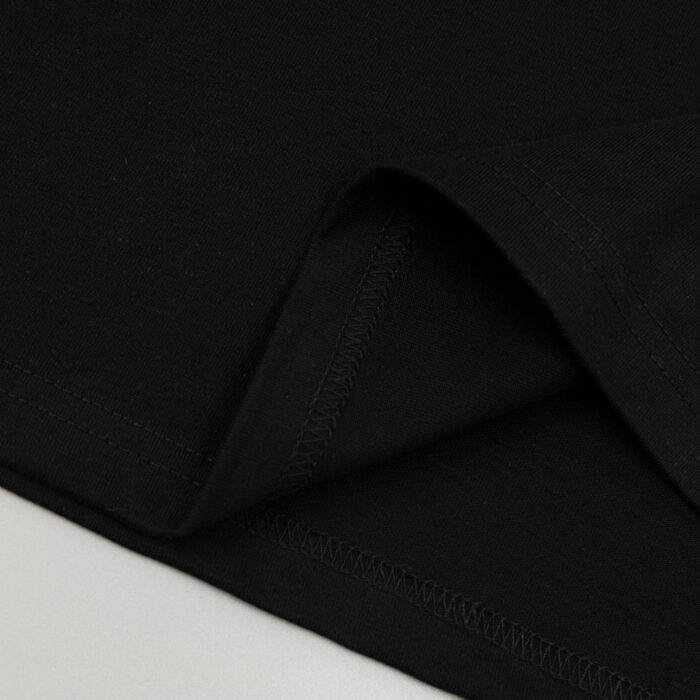 T-shirt Prada Black Triangle Graphic Logo PD040 - Image 5