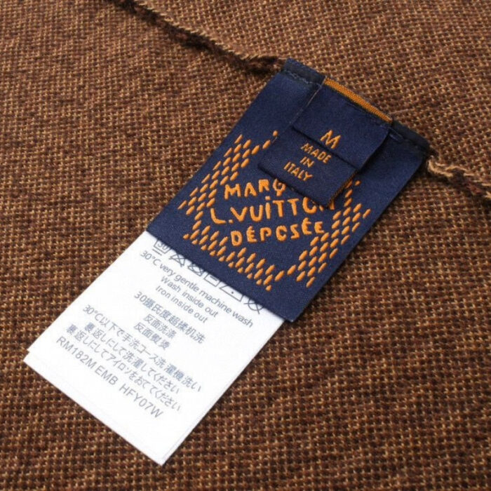 T-shirt Louis Vuitton Checkered LV Logo LV018 - Image 9