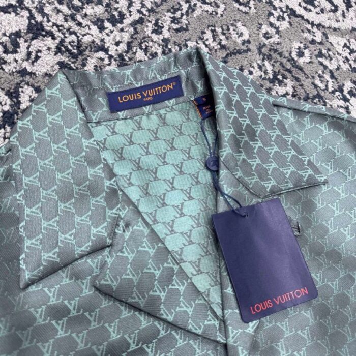 Set Louis Vuitton LV Monogram Shirt & Shorts LV079 - Image 17