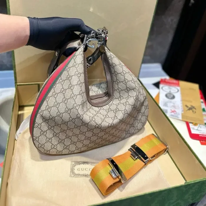 Gucci Attache Shoulder Bag GC243 - Image 2