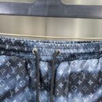 Shorts Louis Vuitton LV240 - Image 3