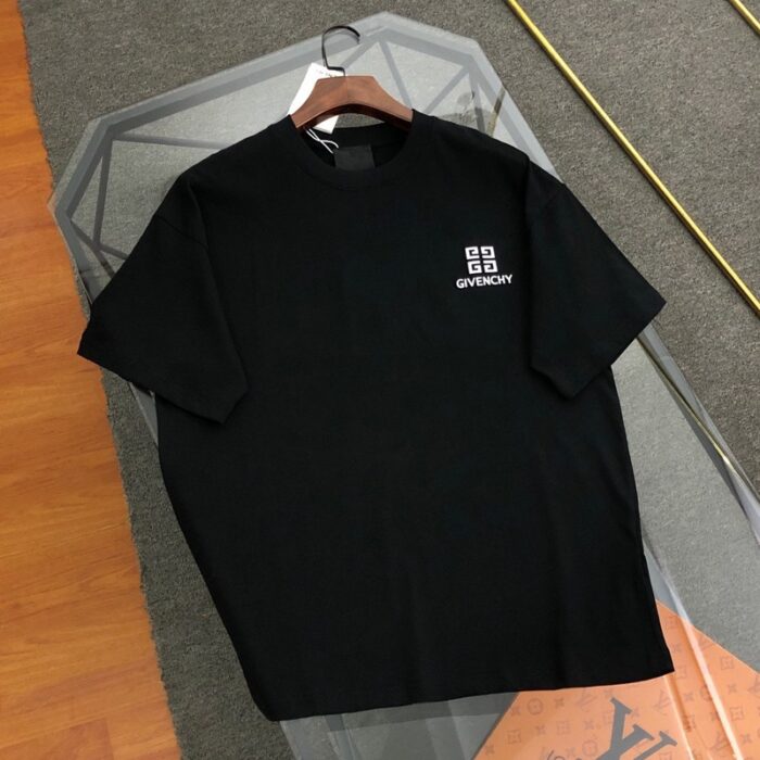 T-Shirt Givenchy GV032 - Image 5