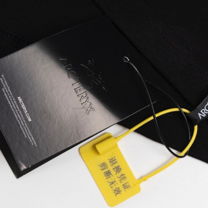 T-shirt Arc'Teryx Oversized Black ATX001 - Image 7
