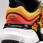 Christian Dior B44 Blade Sneaker Vs Kaws DO164 - Image 3