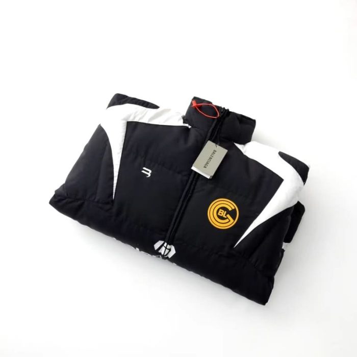 Jacket Balenciaga Soccer Puffer BL238 - Image 5